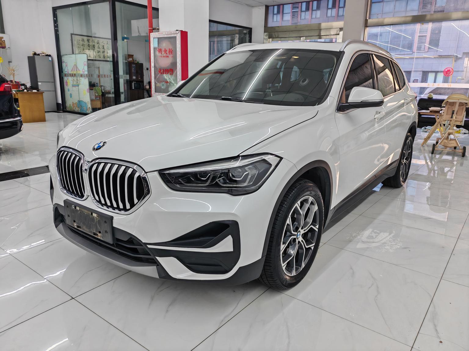 BMW X1 sDrive25Li Leading (2L) 2019