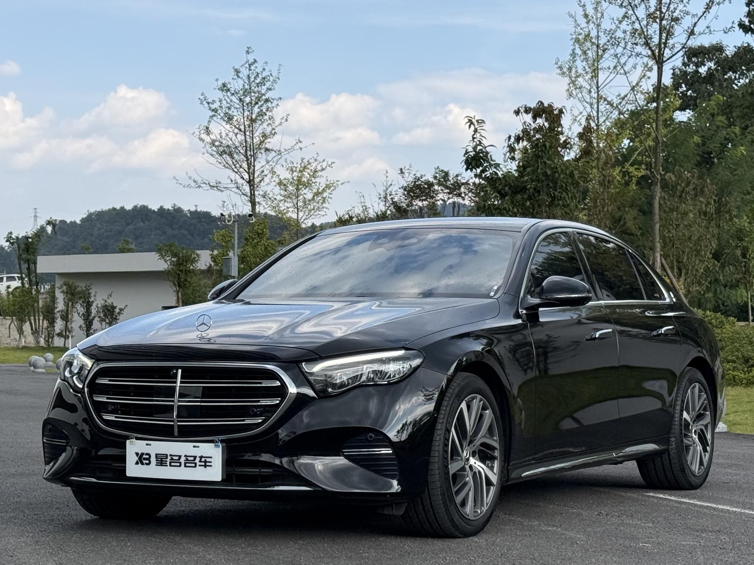 Mercedes Class-E Fashion Sedan (2L) 2024