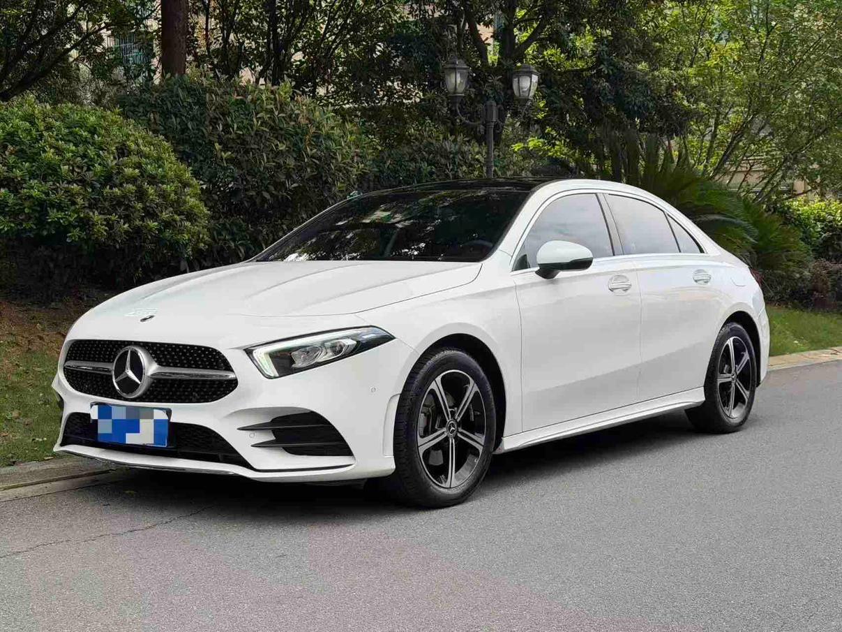 Mercedes Benz Class-A Sport Sedan Fashion (1.3L) 2022