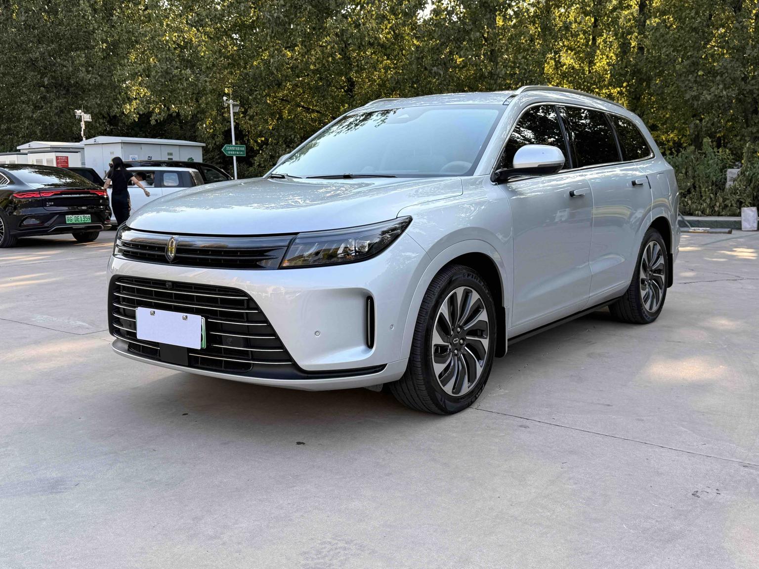 Aito M7 Plus 6-Seat RWD 2024