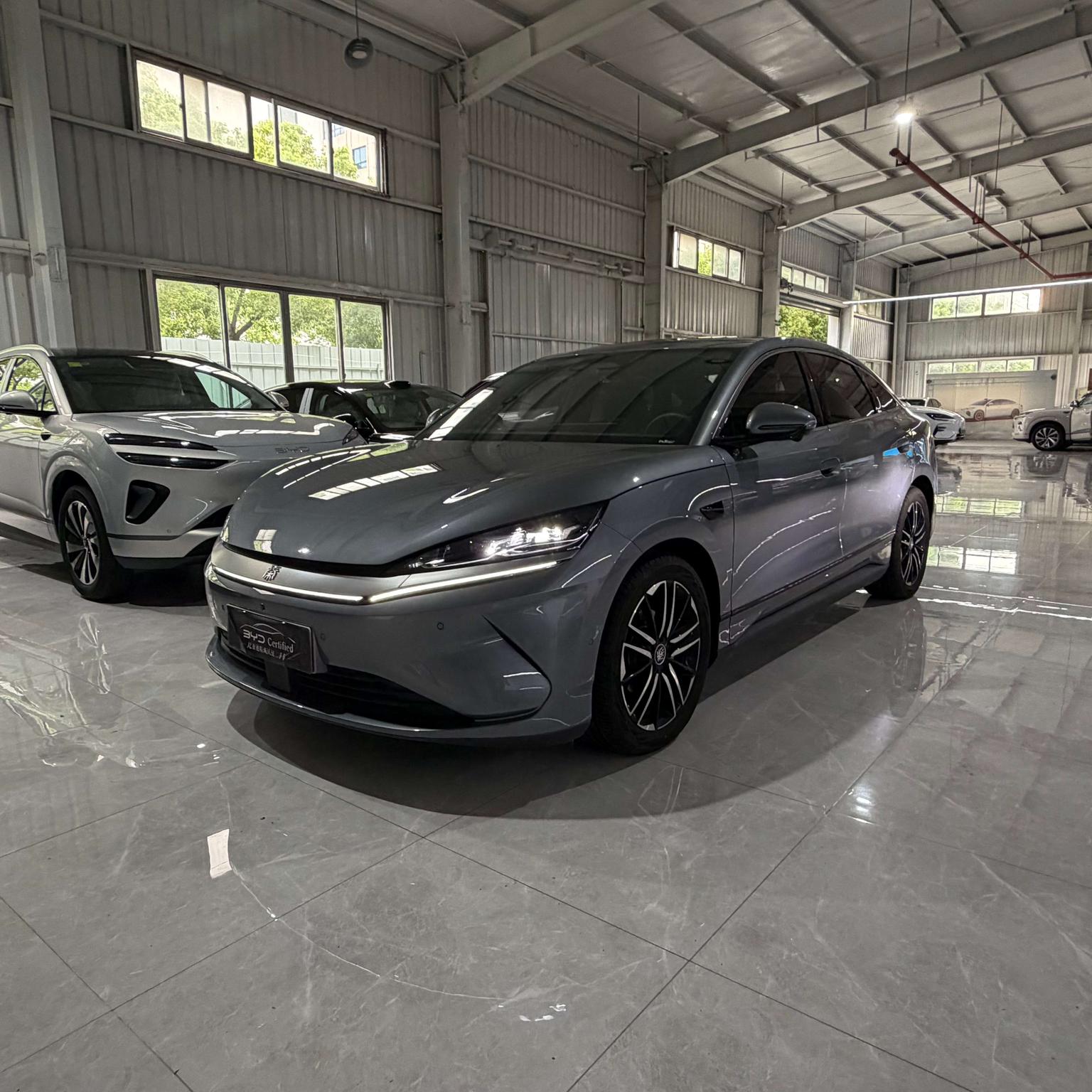 BYD QIN-L-EV 545km 2025