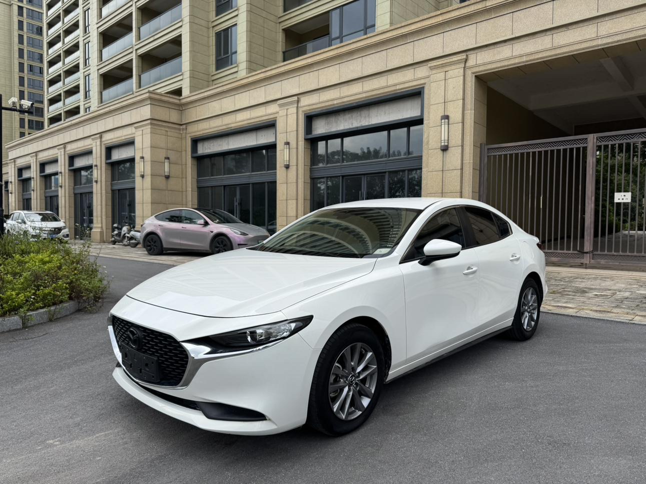 Mazda 3 Axela 1.5L Auto Quality Beauty (1.5L) 2021