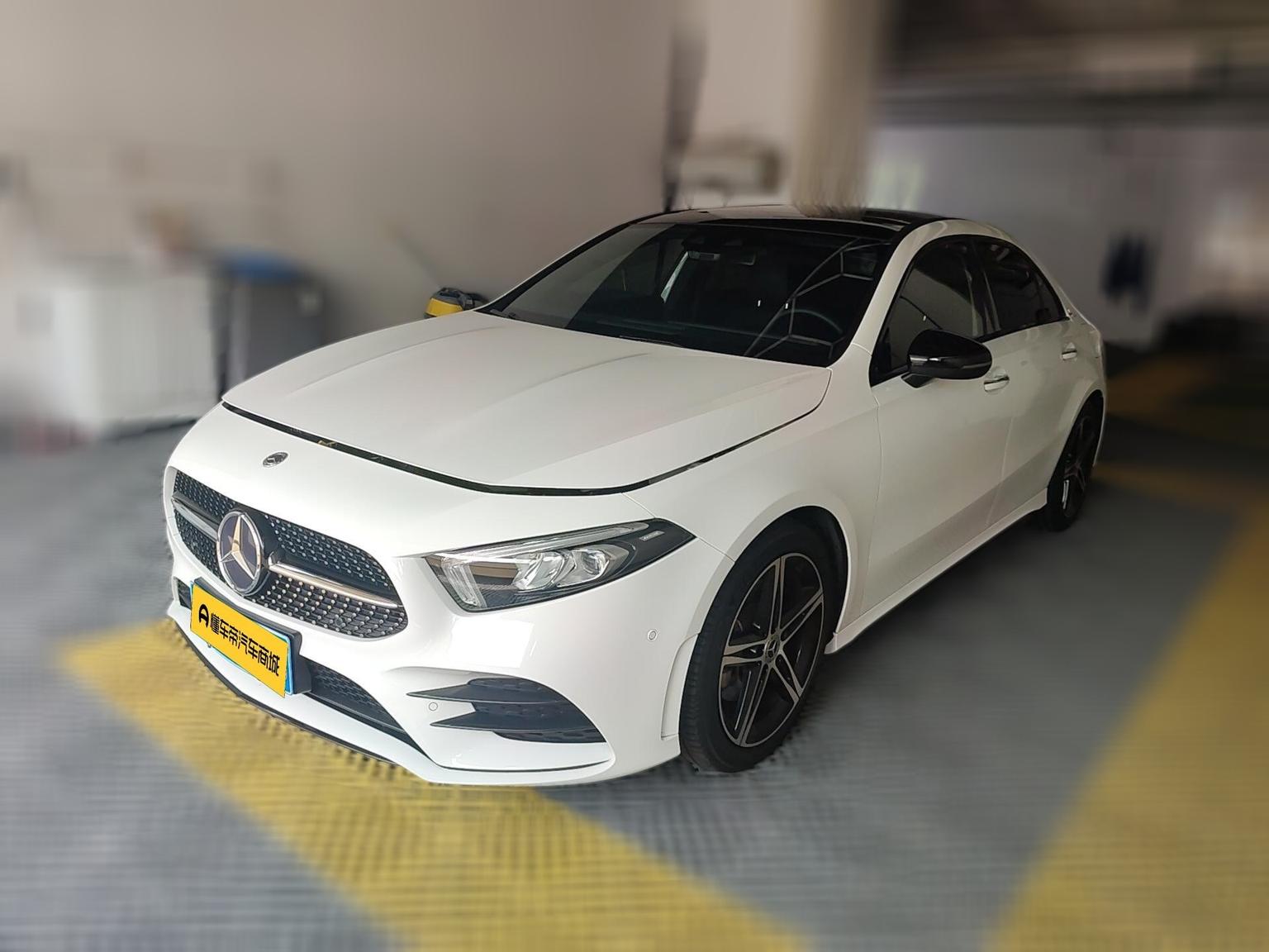 Mercedes Benz Class-A 4MATIC Sport Sedan 2021