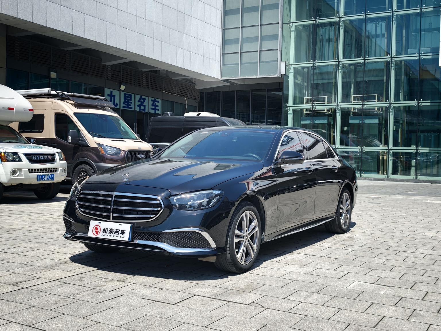 Mercedes Class-E 260 L Sedan (2L) 2023