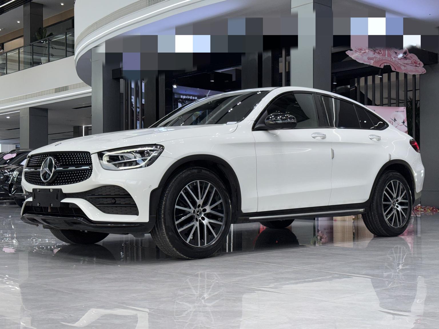 Mercedes GLC 300 4MATIC Coupe SUV (2L) 2021