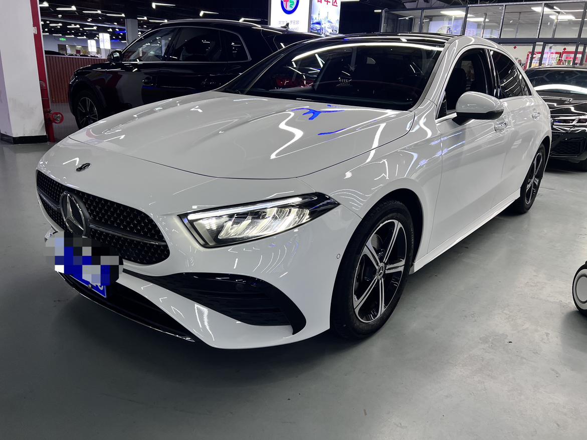 Mercedes Benz Class-A A200L 2024