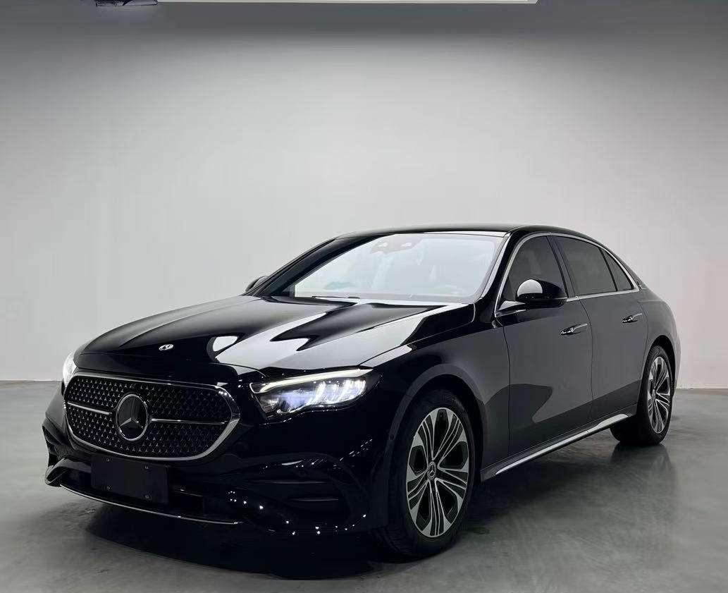 Mercedes Class-E E 300 L Fashion Sport Sedan (2L) 2024