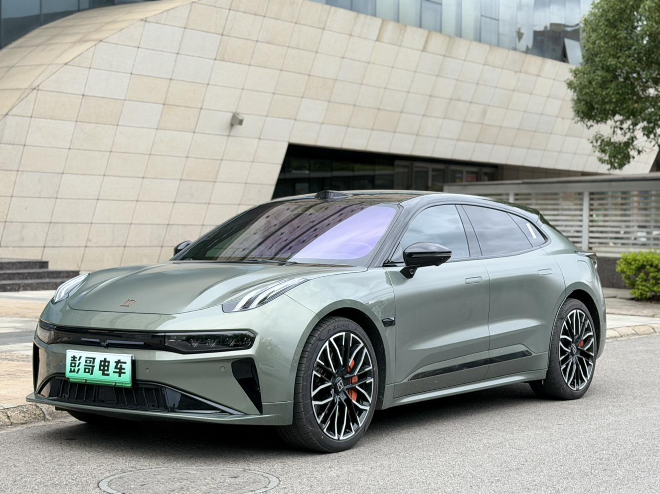Zeekr 001 YOU 100kWh AWD (0A3A) 2025