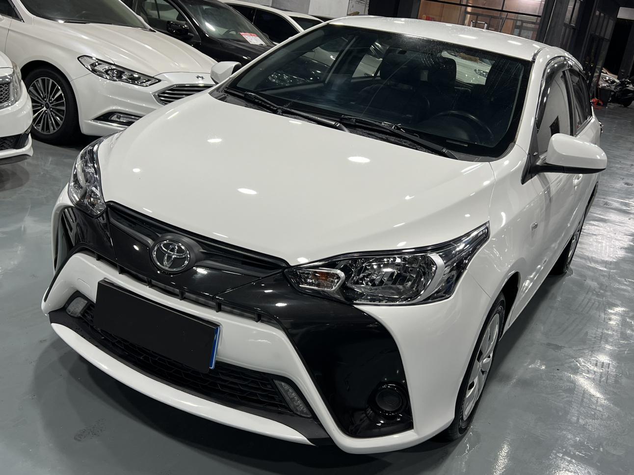 Toyota Yaris-L 1.5E CVT Charm Motion 2020