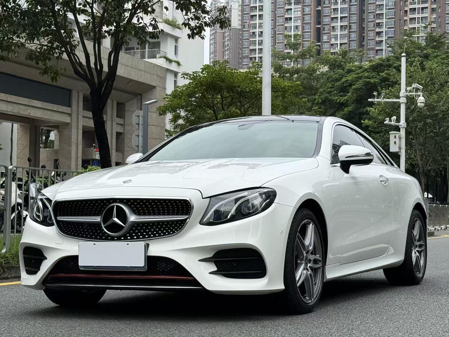 Mercedes Class-E 260 4MATIC Coupe (1.5L) 2020