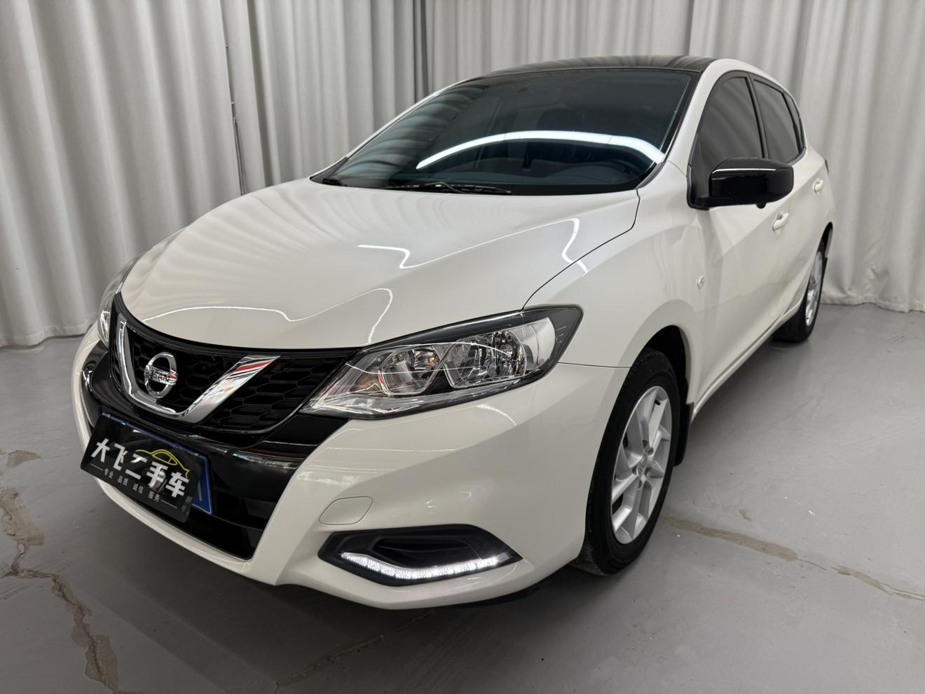 Nissan Tiida CVT Cool Dynamic (1.6L) 2022