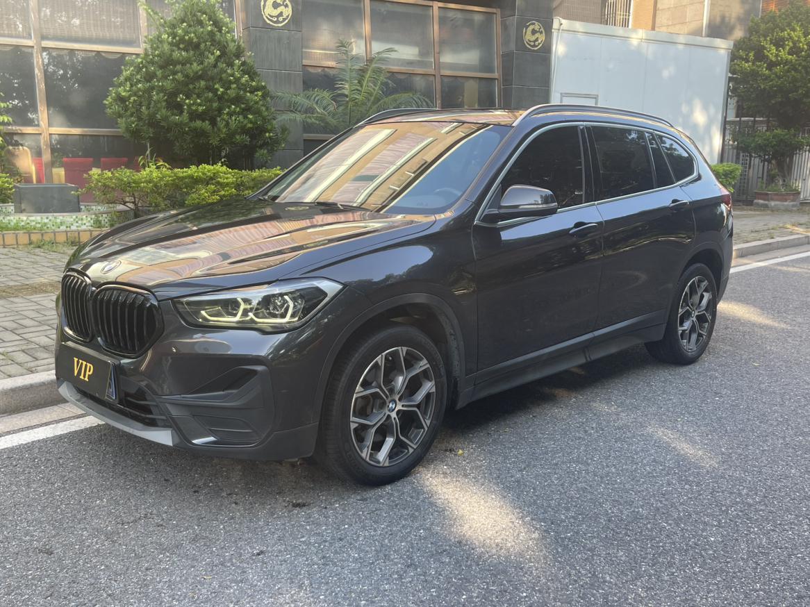 BMW X1 sDrive25Li Leading 2021