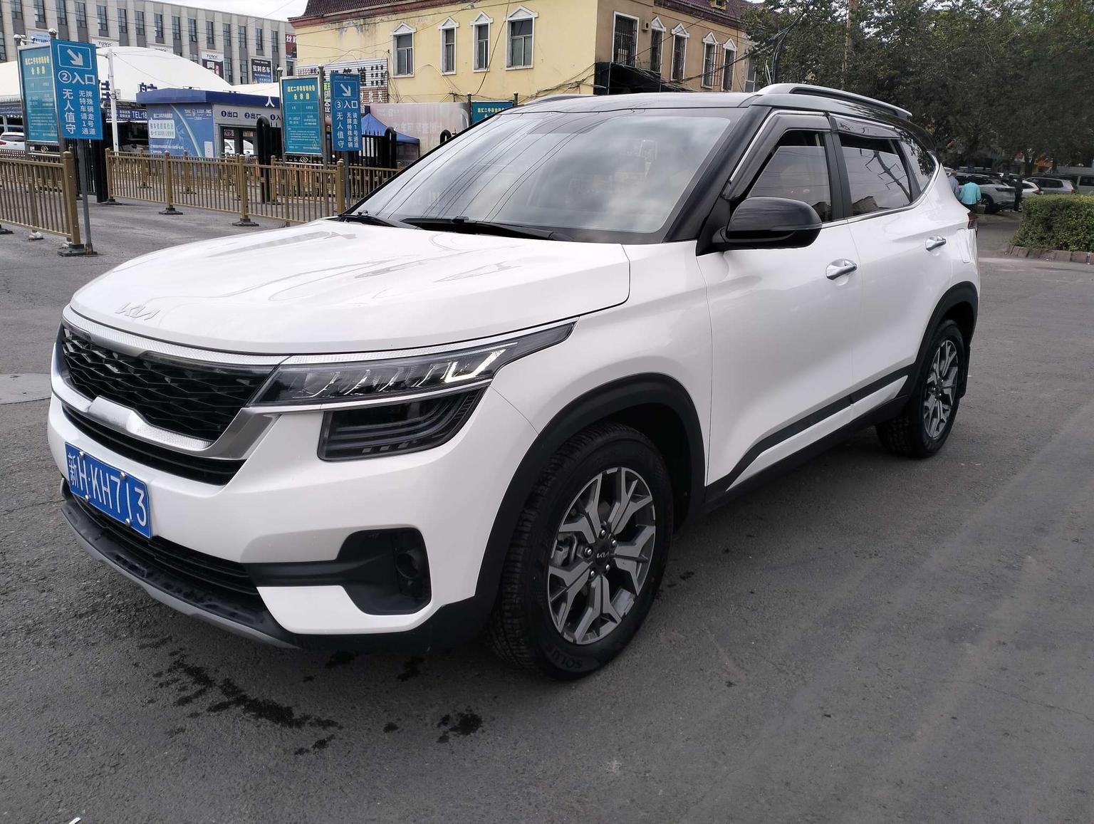 KIA KX3 2023