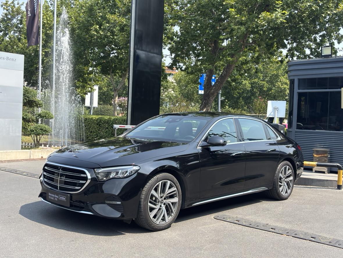 Mercedes Class-E Fashion Sedan (2L) 2024