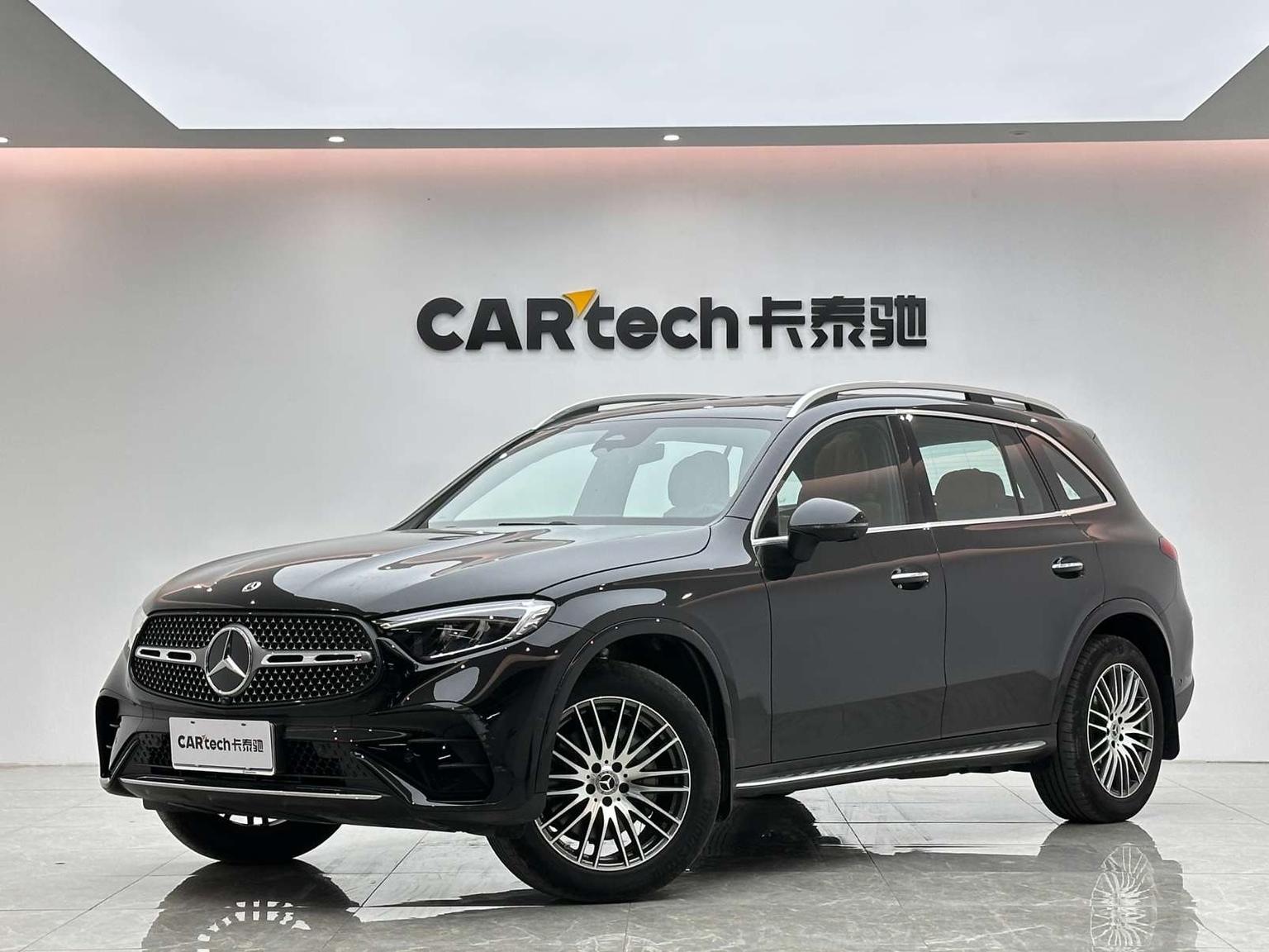 Mercedes GLC 300 L 4MATIC Dynamic 5-Seat 2024