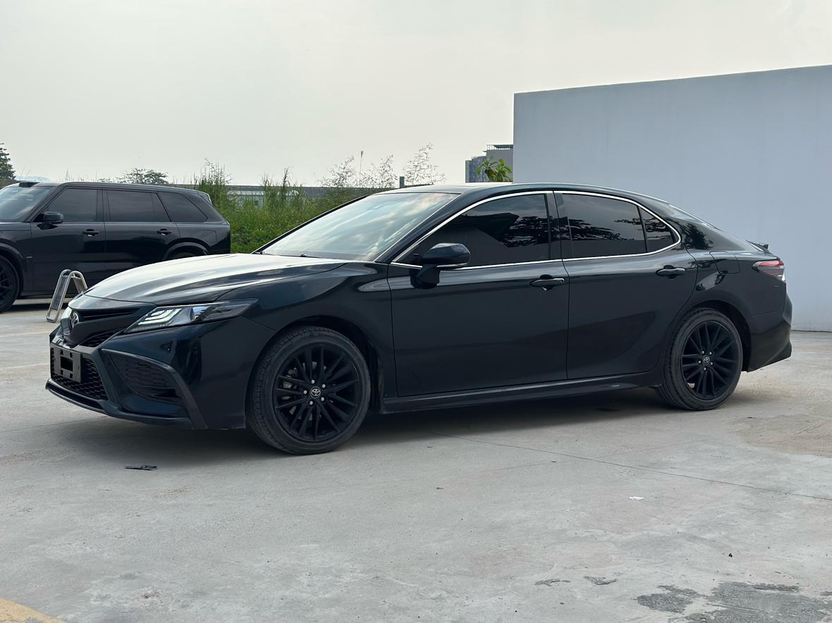 Toyota Camry 2.0S Knight 2024