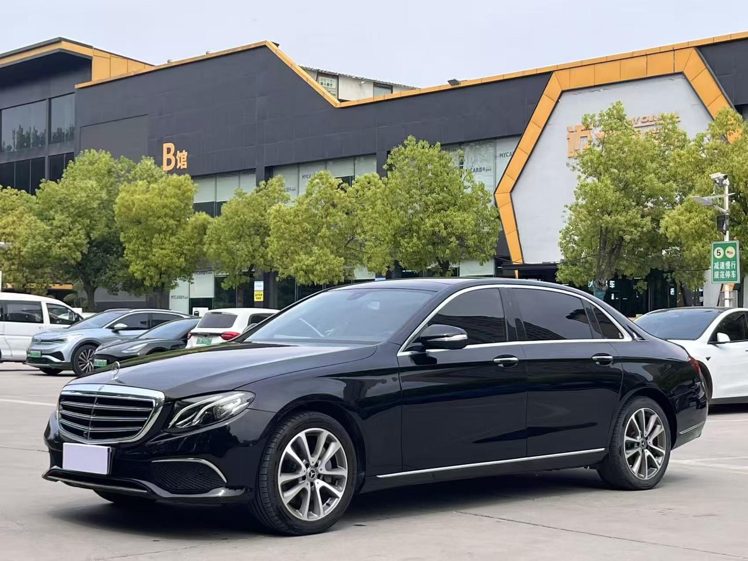 Mercedes Class-E E 300 L Luxury 2019