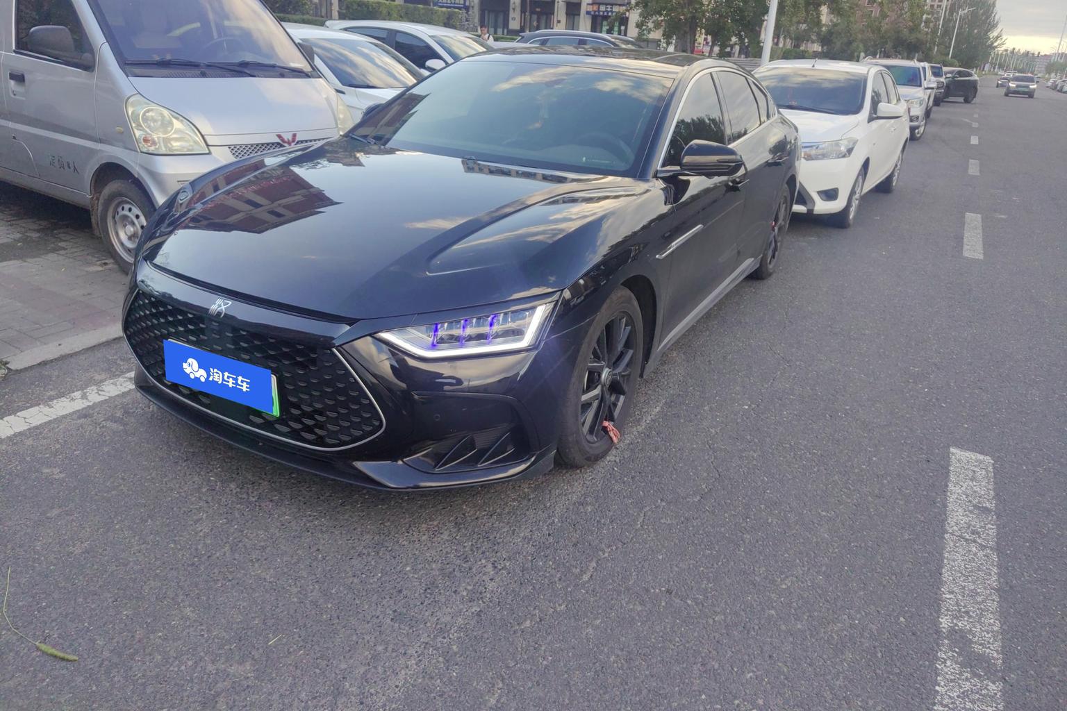 BYD HAN-DM DM-i Glory 121km Elite 2024