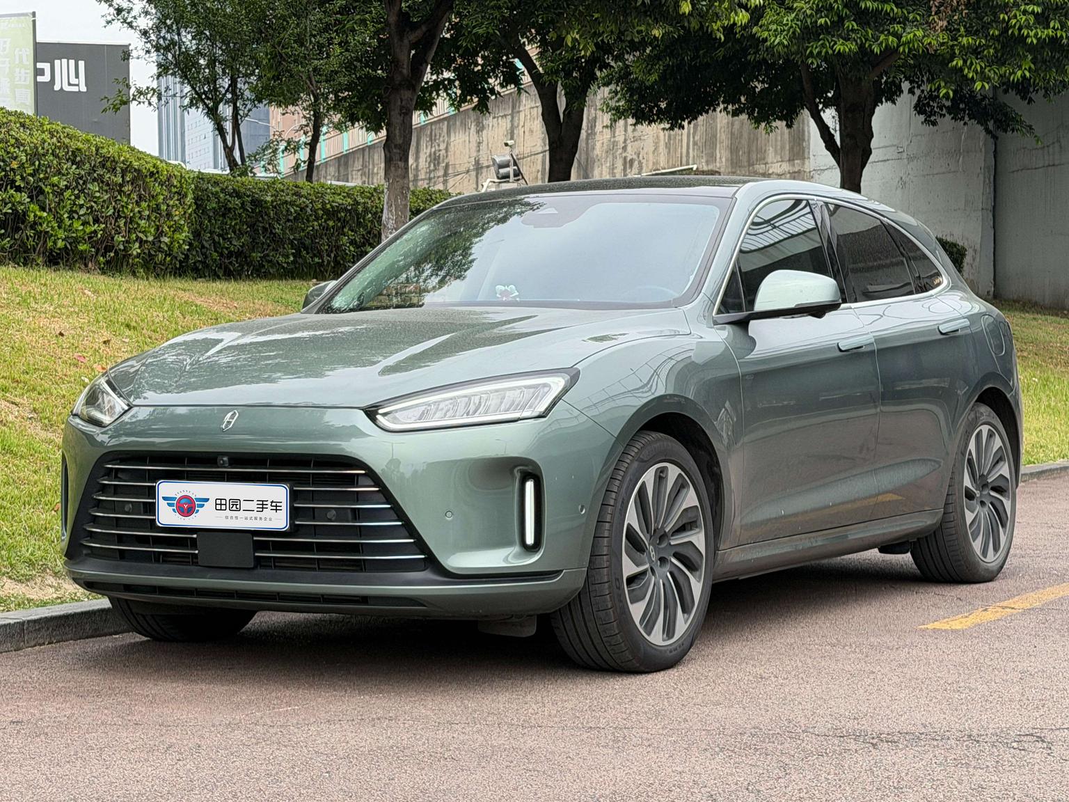 Aito M5 EREV AWD Performance 2022