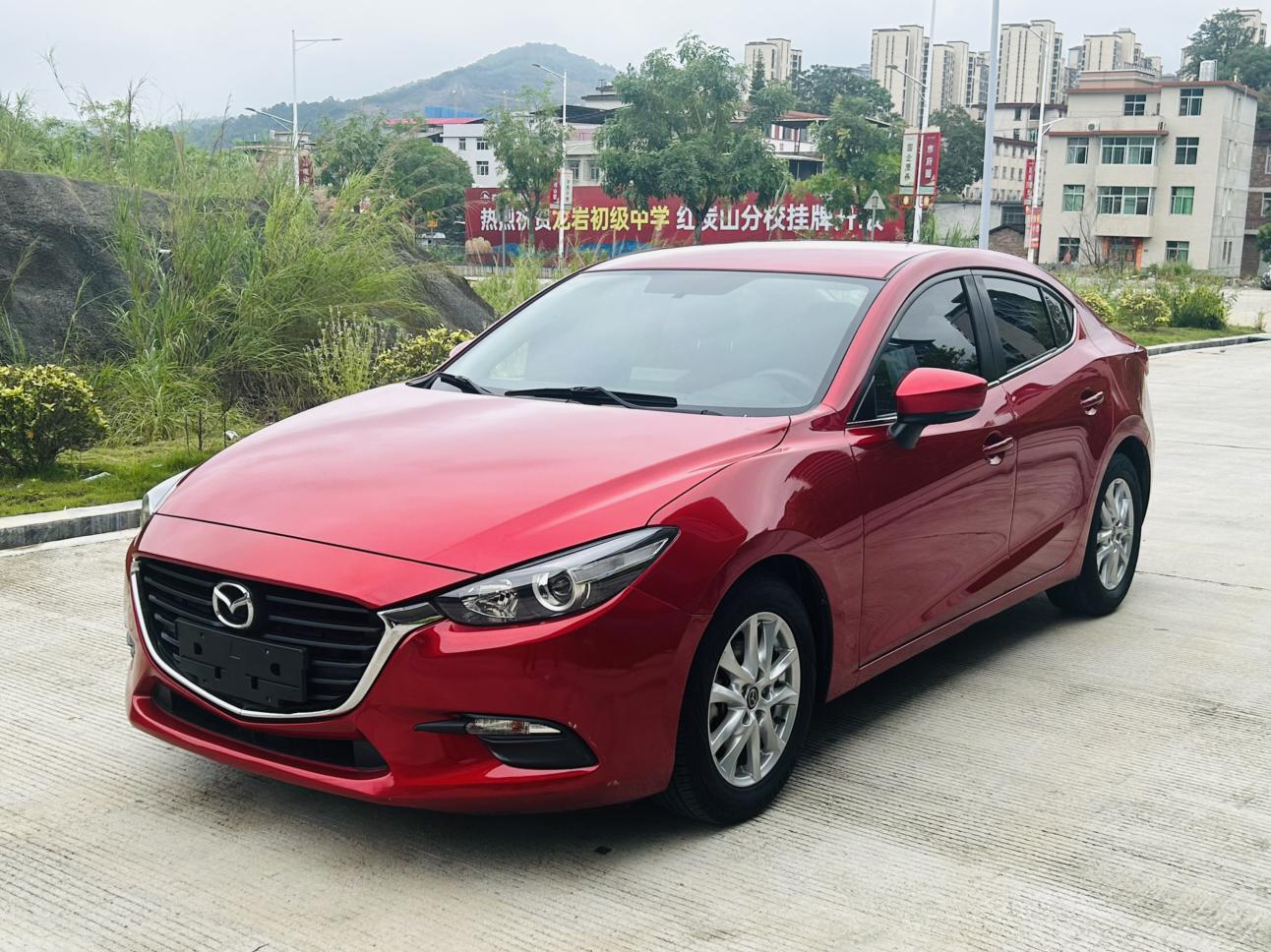 Mazda 3 Axela Cloud Control Sedan 1.5L Auto Comfort CN6 2020