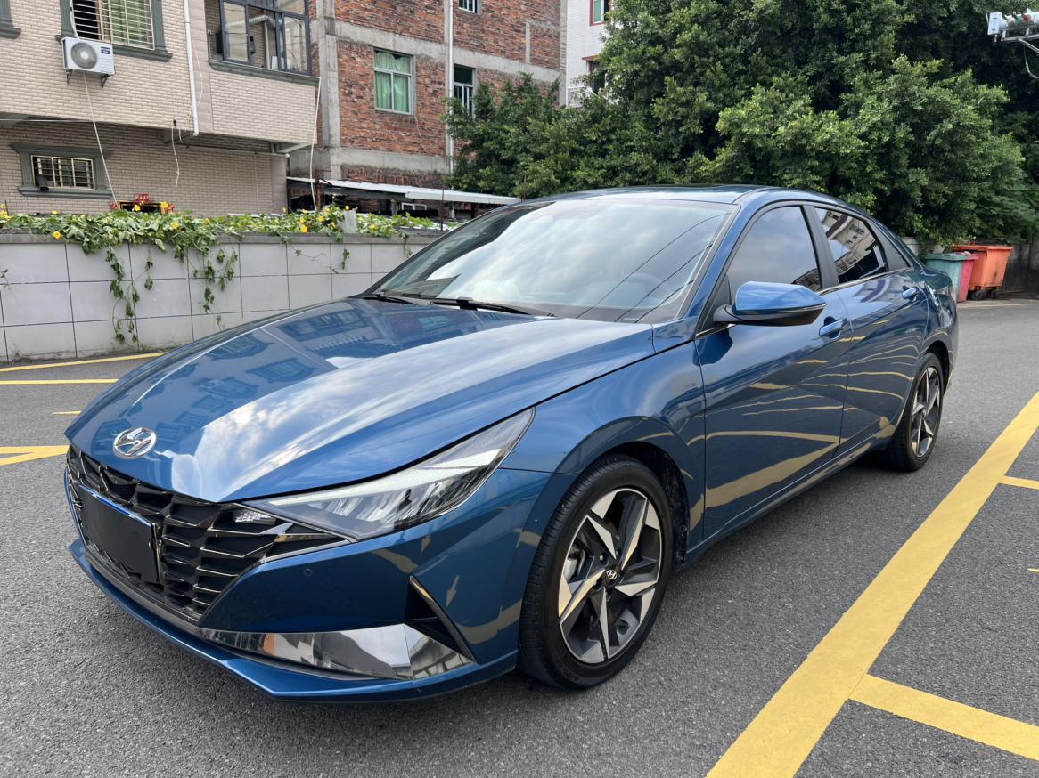 Hyundai Elantra LUX Premium Edition (1.5L) 2024