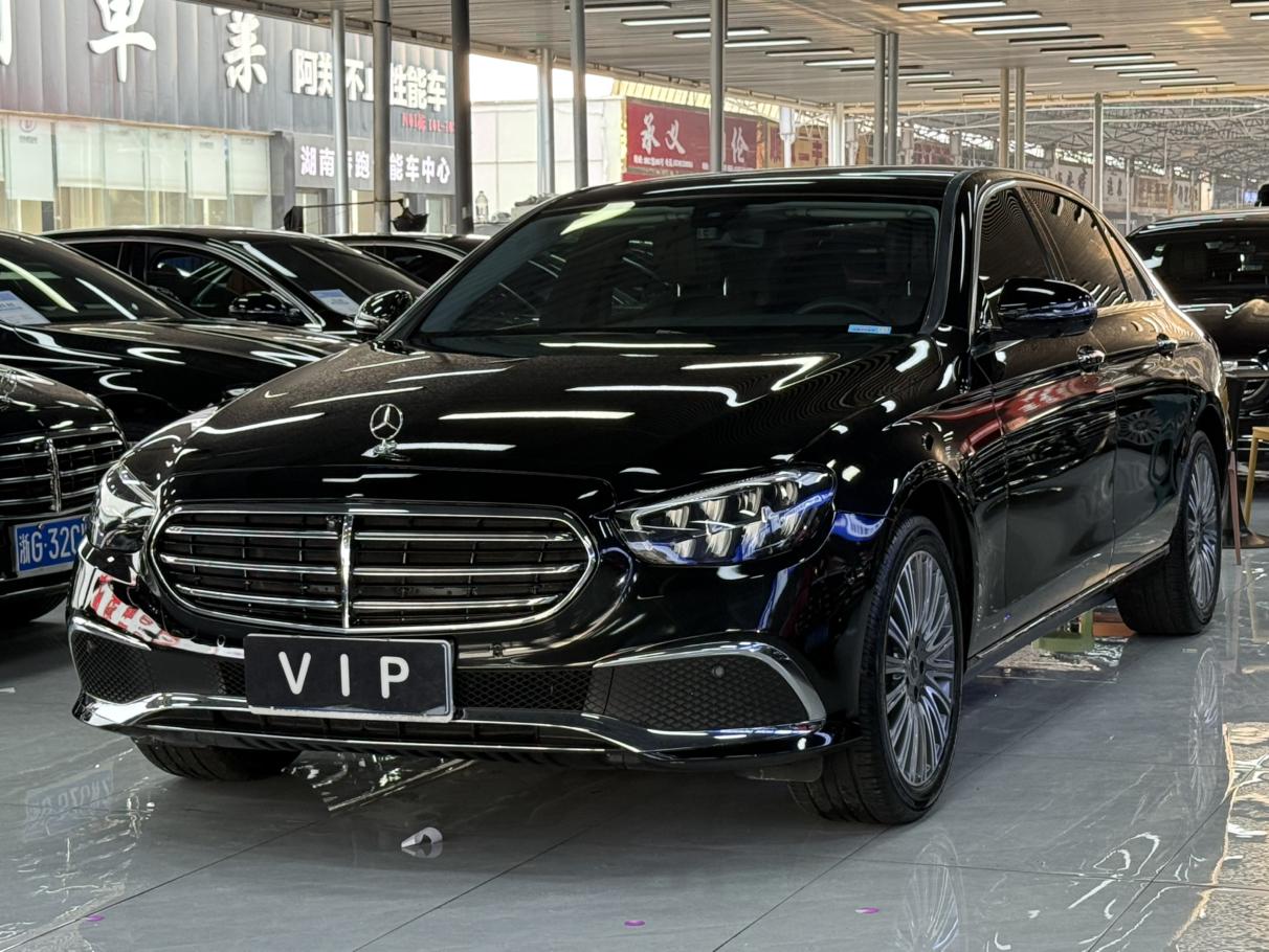Mercedes Class-E 3rd Facelift E 300 L Fashion Sedan 2022