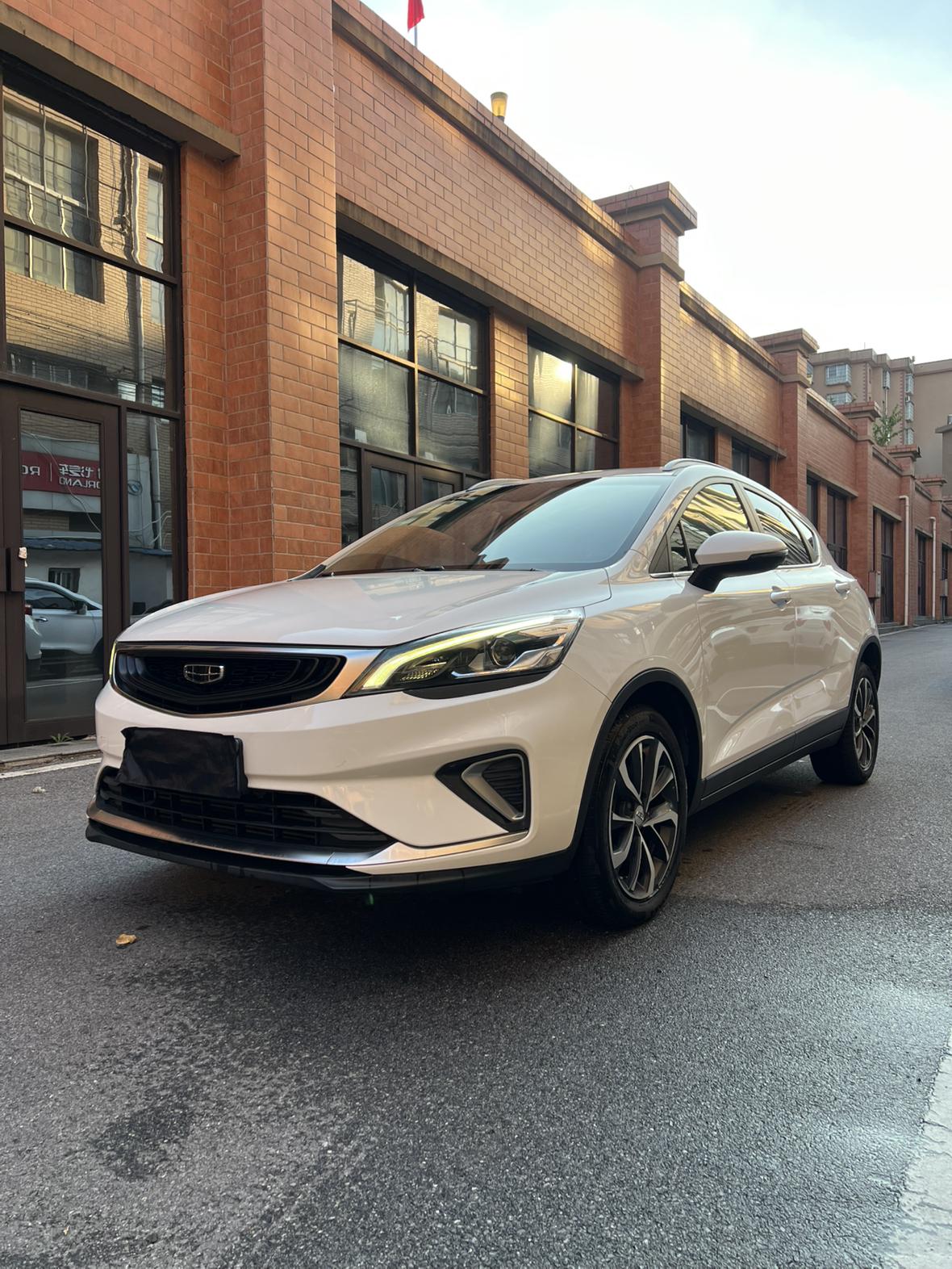 Geely Emgrand 1.4T CVT Elegance 2020