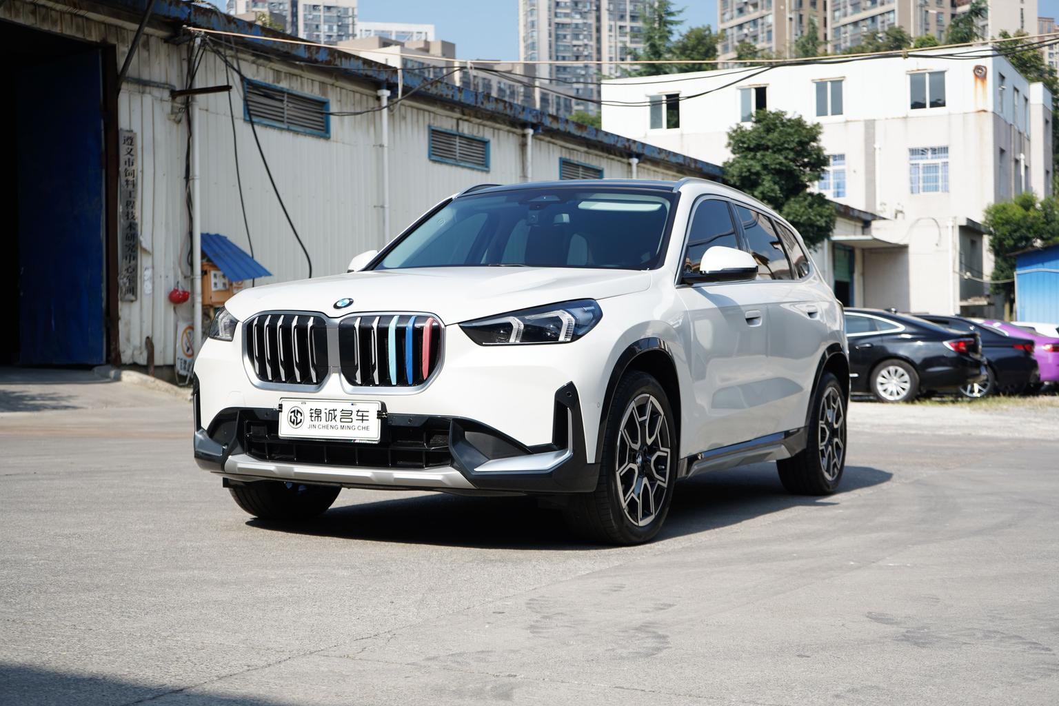 BMW X1 sDrive25Li X Design Package (2L) 2025
