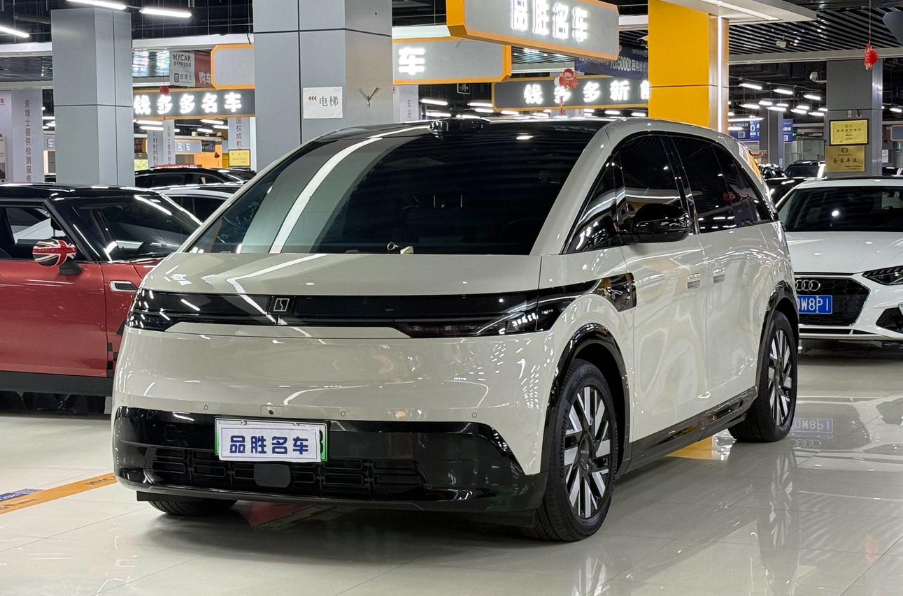 Zeekr X 102kWh Long Range Intelligent Drive 2024