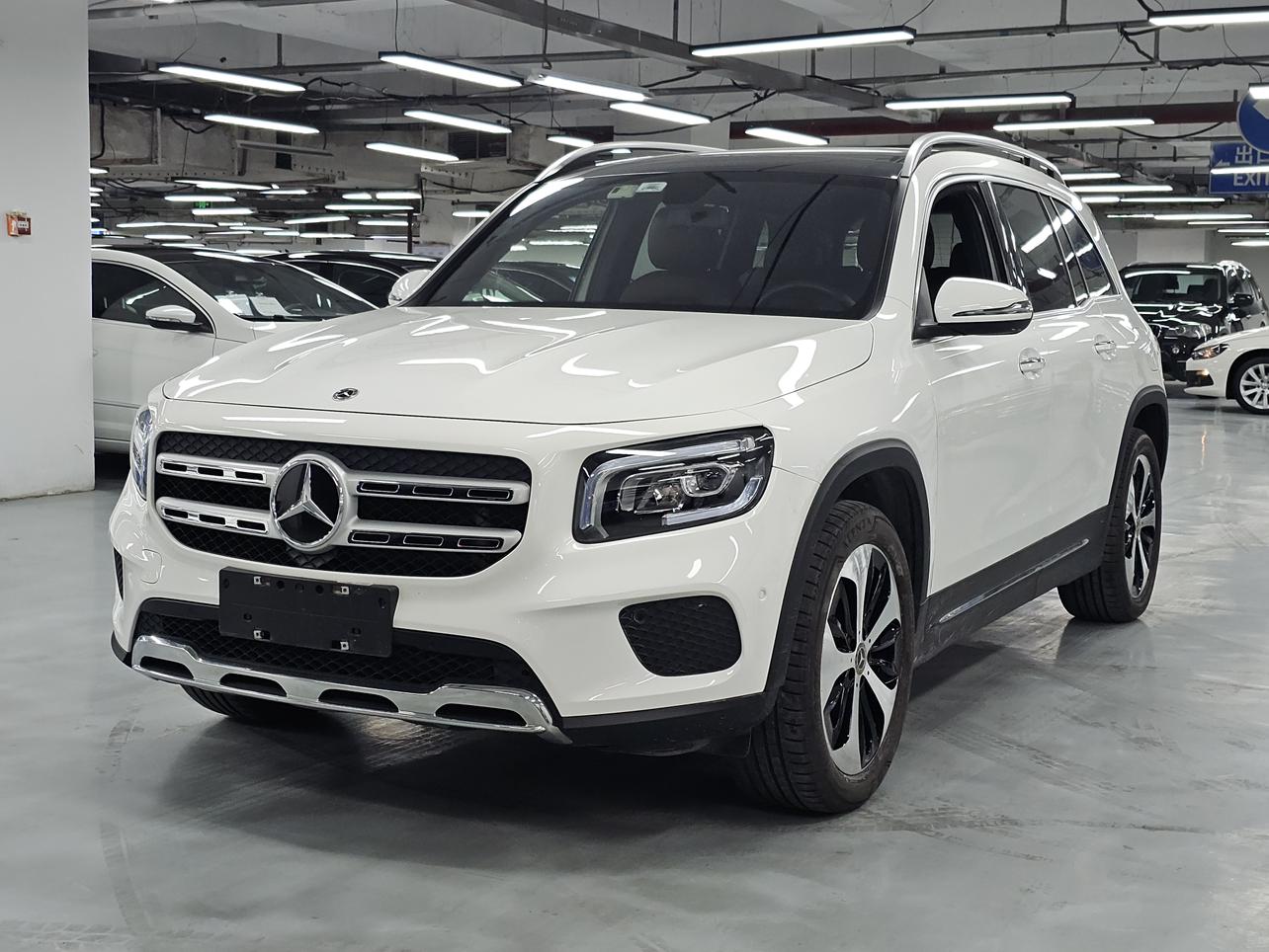 Mercedes GLB 200 Fashion (1.3L) 2022