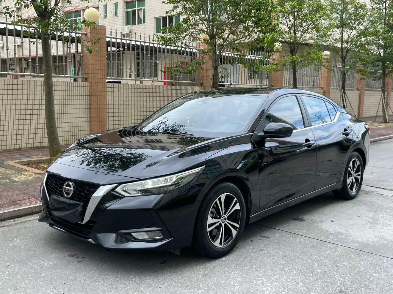 Nissan Sylphy CVT XL Joy (1.6L) 2021