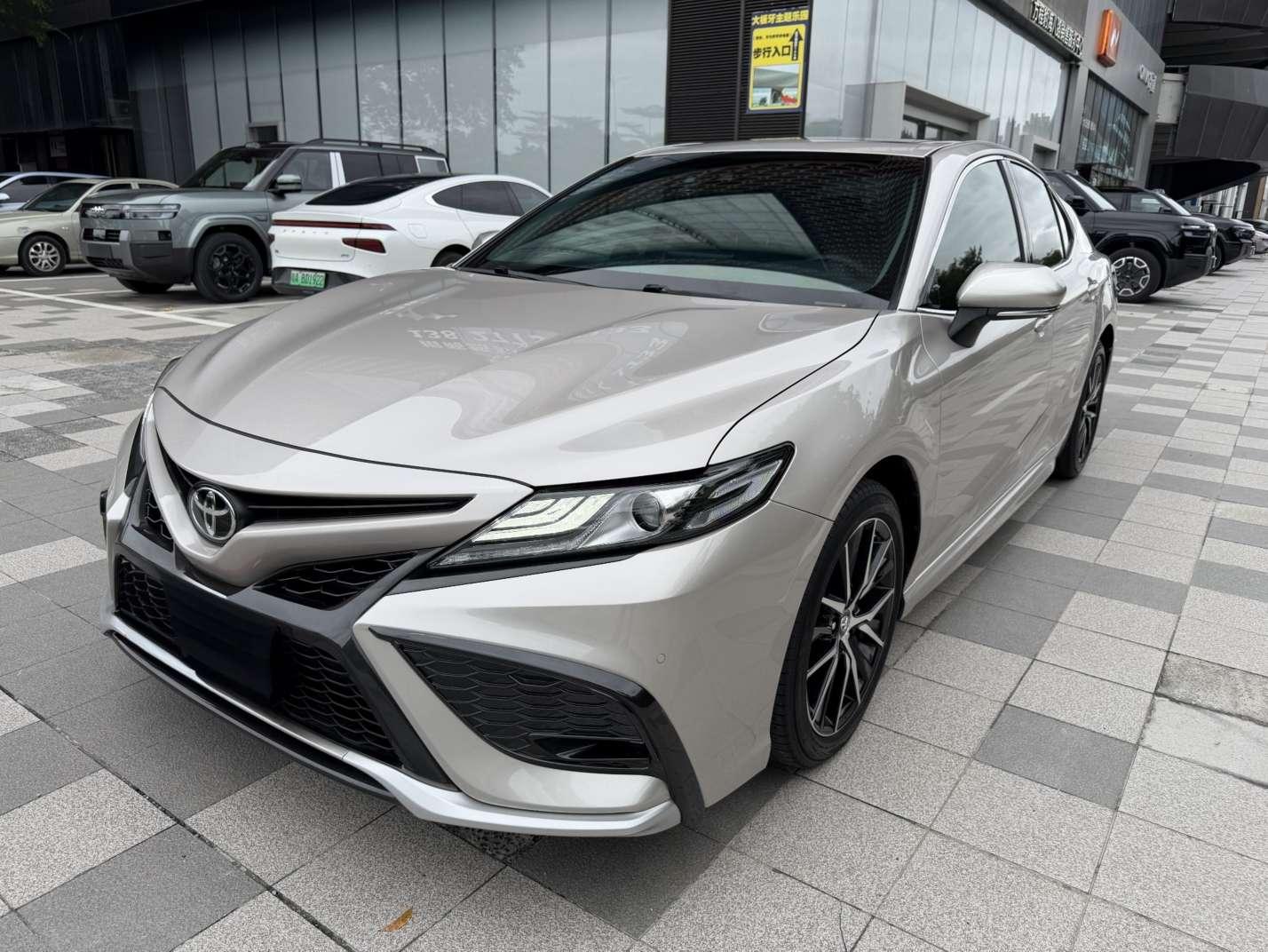 Toyota Camry S Sport (2.5L) 2021