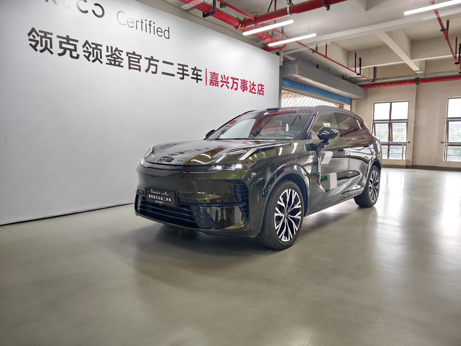 Lynk And Co 08 EM P 210 AWD Performance Ultra H7 2025