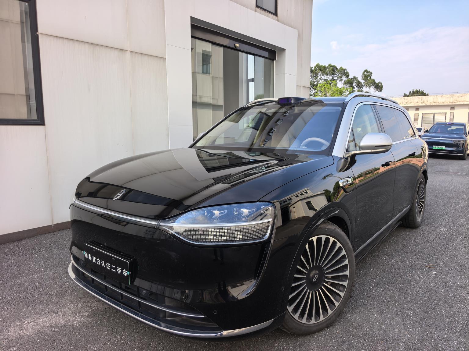 Aito M9 EREV Ultra 6-Seat (192-Line Lidar) 2025