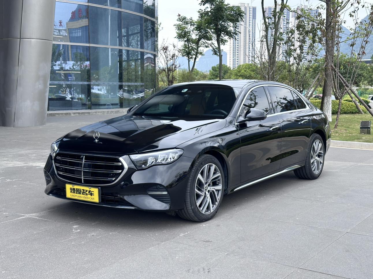 Mercedes Class-E Fashion Sedan (2L) 2024
