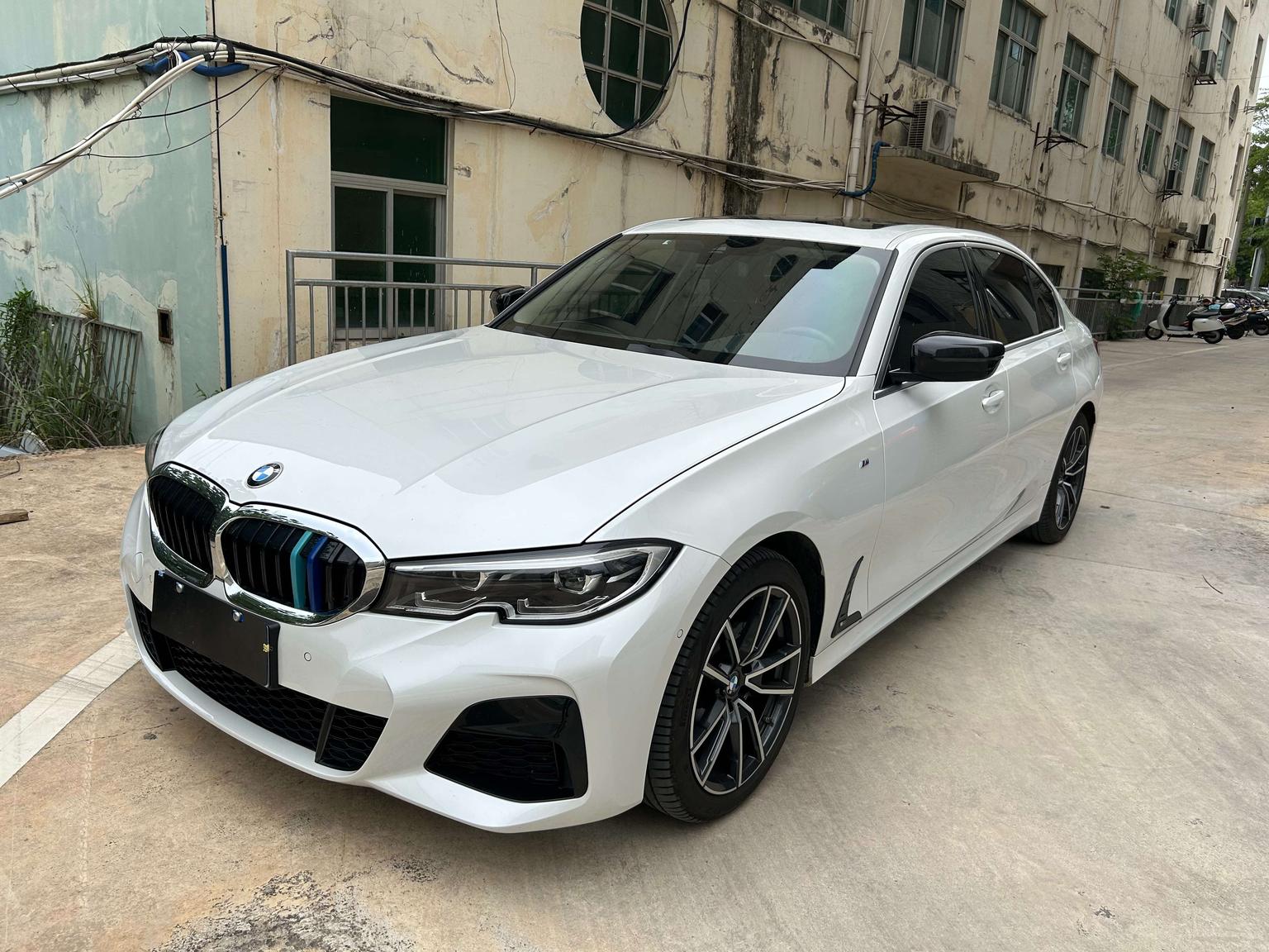 BMW Series-3 325Li M Sport (2L) 2021