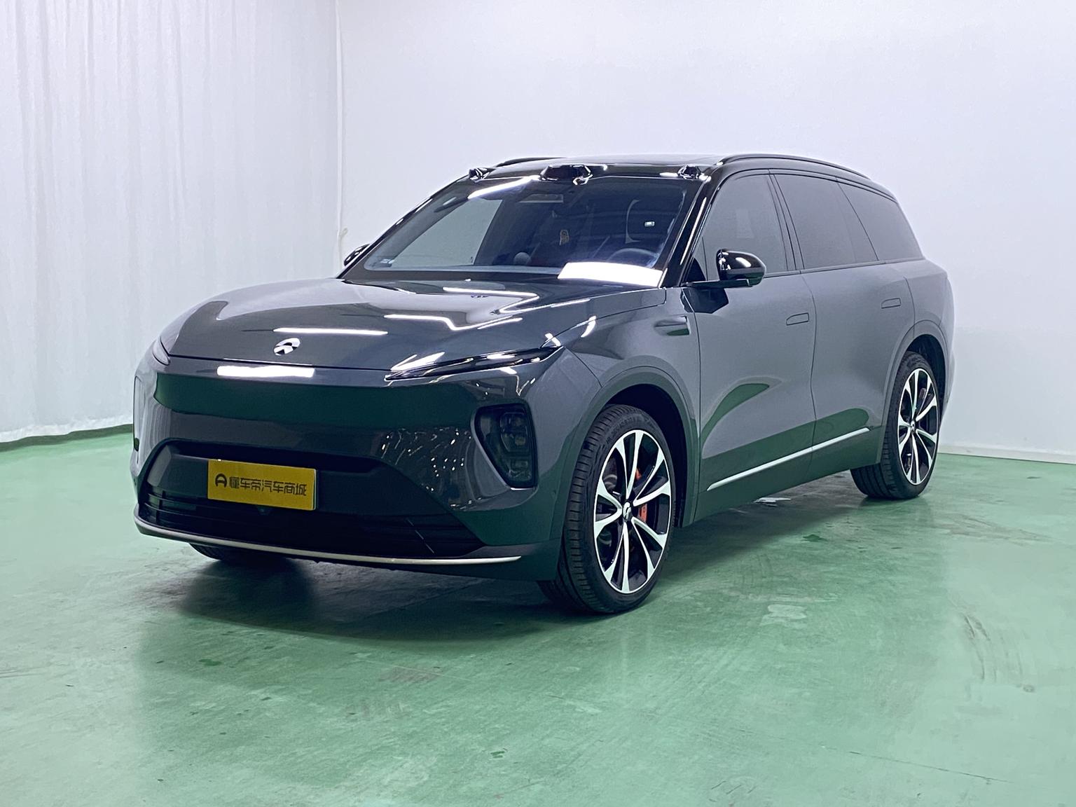 NIO ES8 100kWh Signature Edition 2024