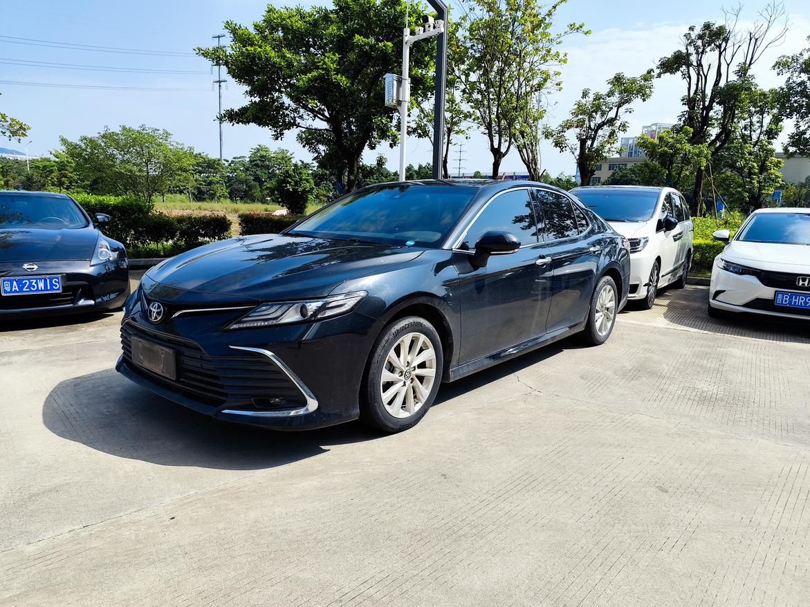 Toyota Camry 2.0G Luxury (2L) 2023
