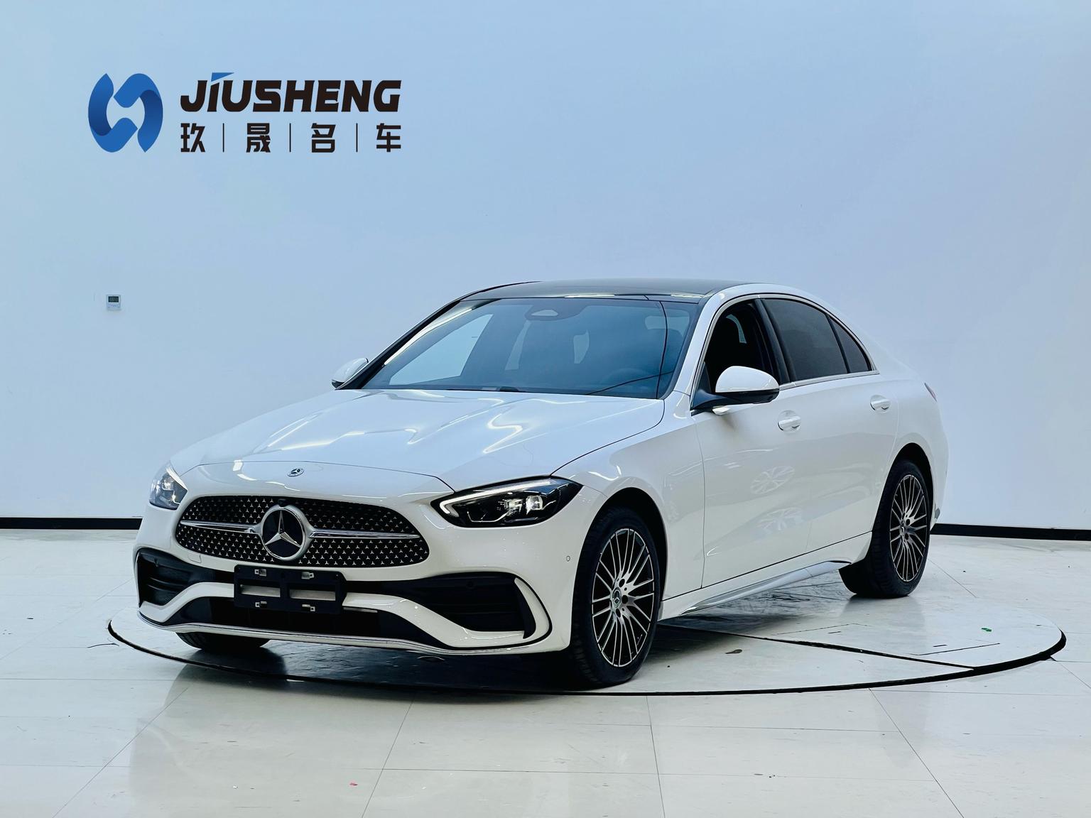 Mercedes Benz Class-C Sport 2025