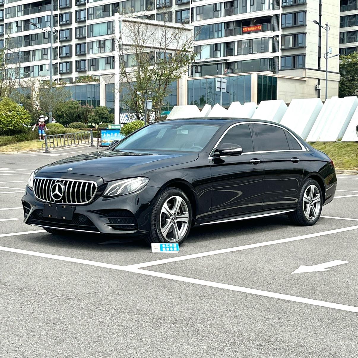 Mercedes Class-E E 260 L Sport 2020