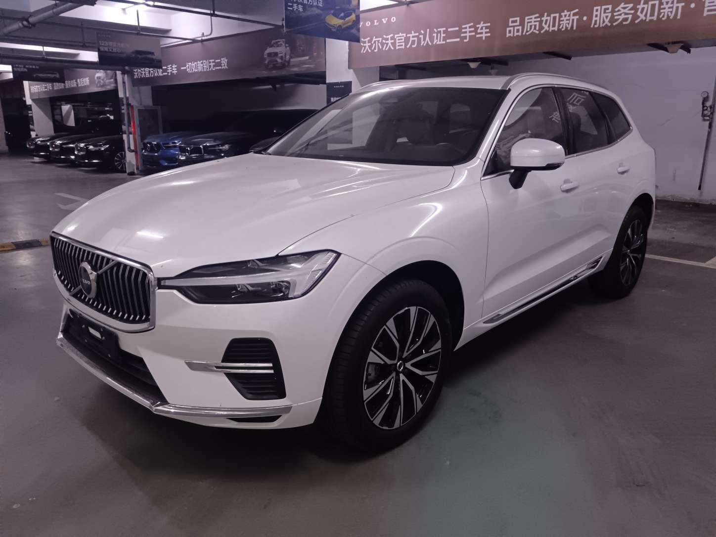 Volvo XC60 Intelligent Premium Sport AWD 2025