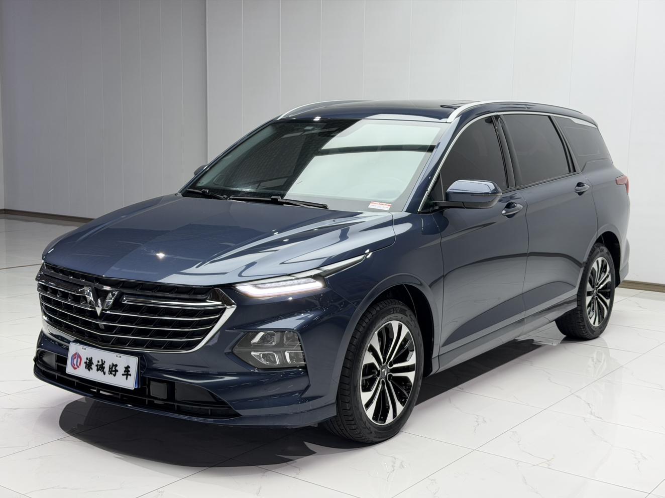 Wuling Victory 280T CVT Flagship (1.5L) 2022