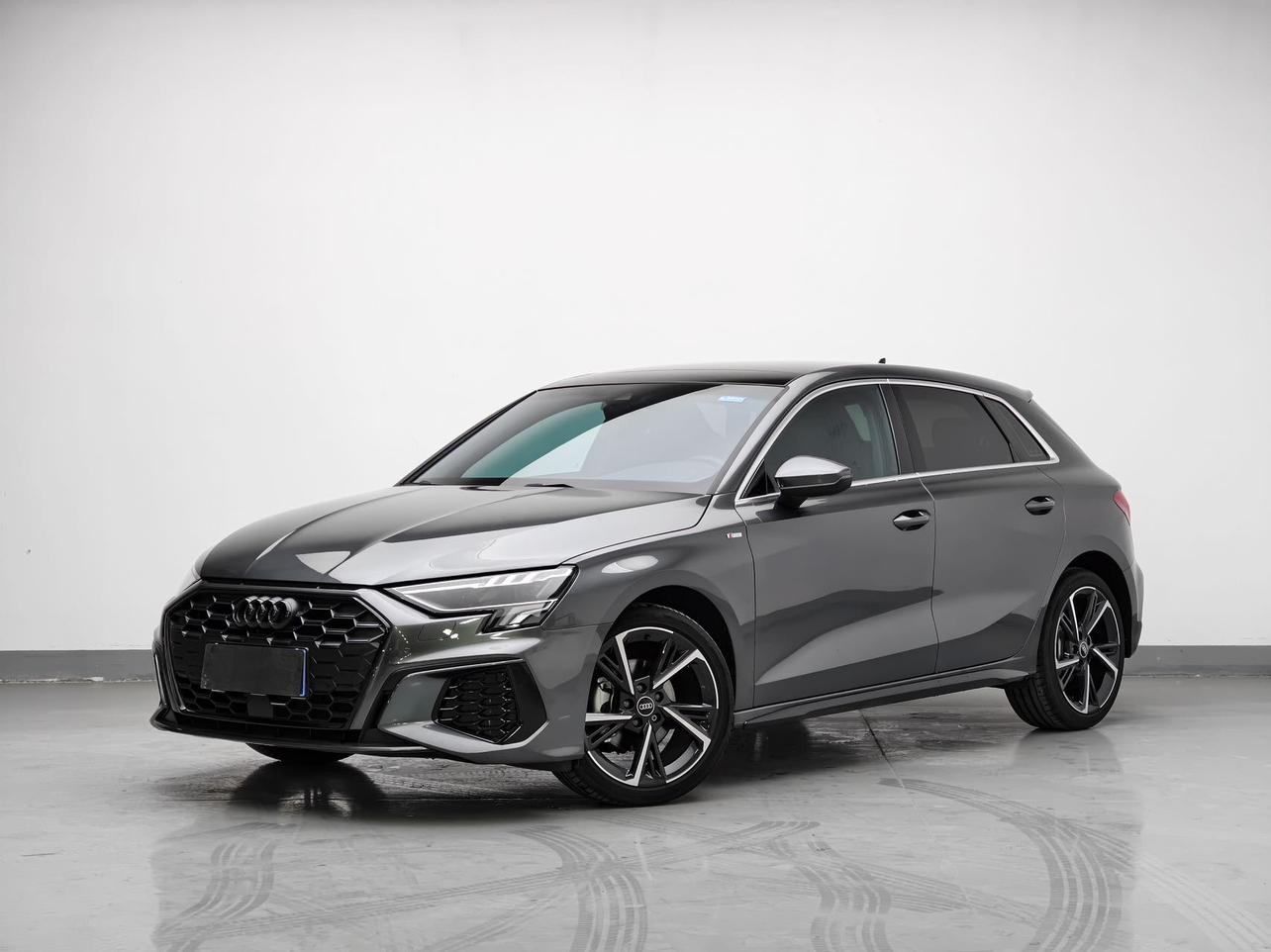 Audi A3 35 TFSI Sport Fashion 2024