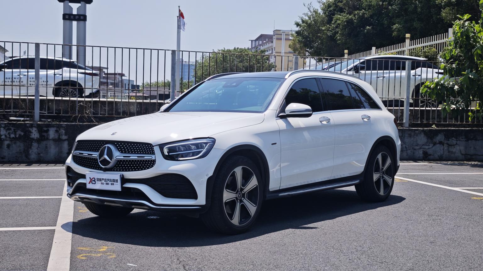 Mercedes GLC 300 L 4MATIC Dynamic Collector's Edition 2022