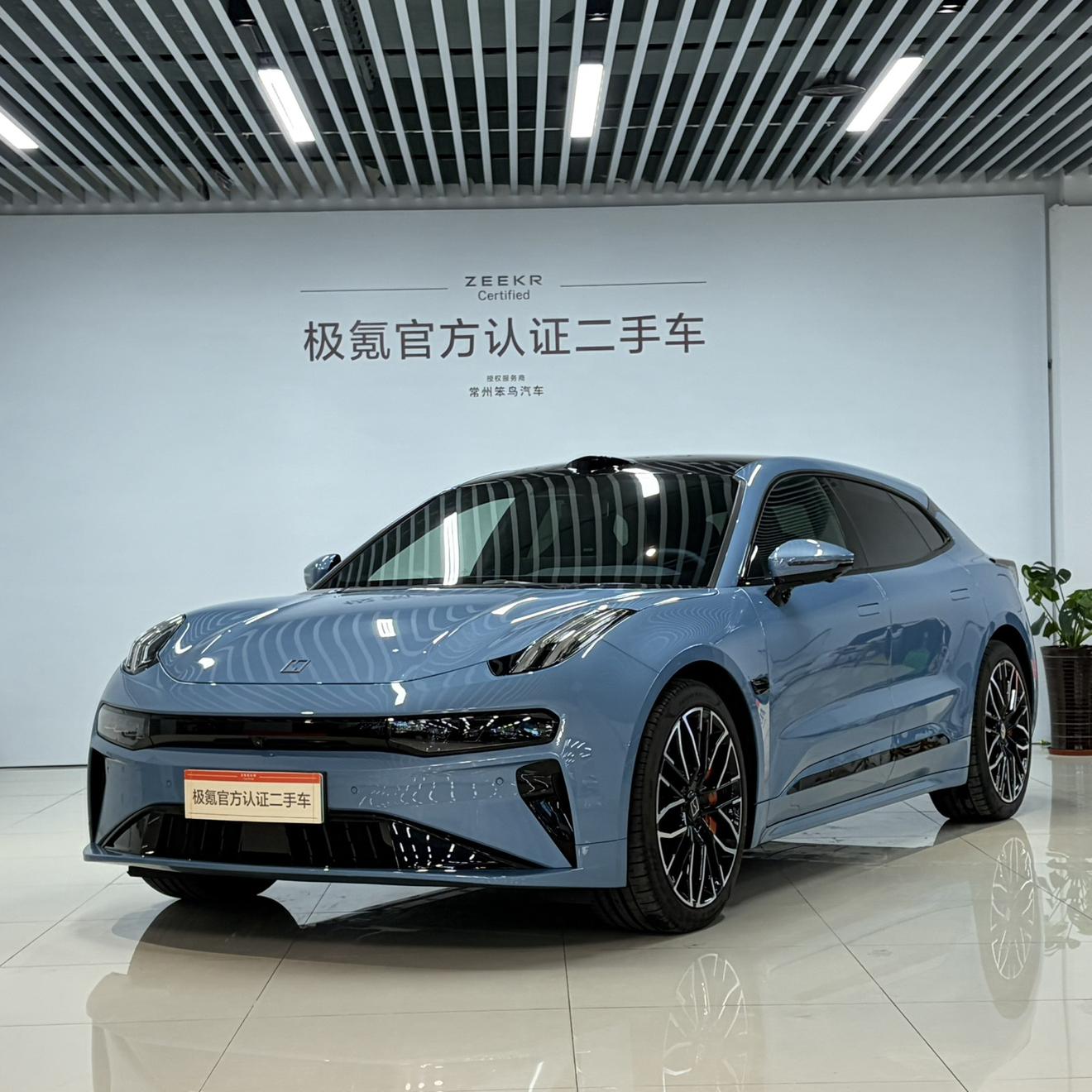 Zeekr 001 YOU 100kWh AWD (0A3A) 2025