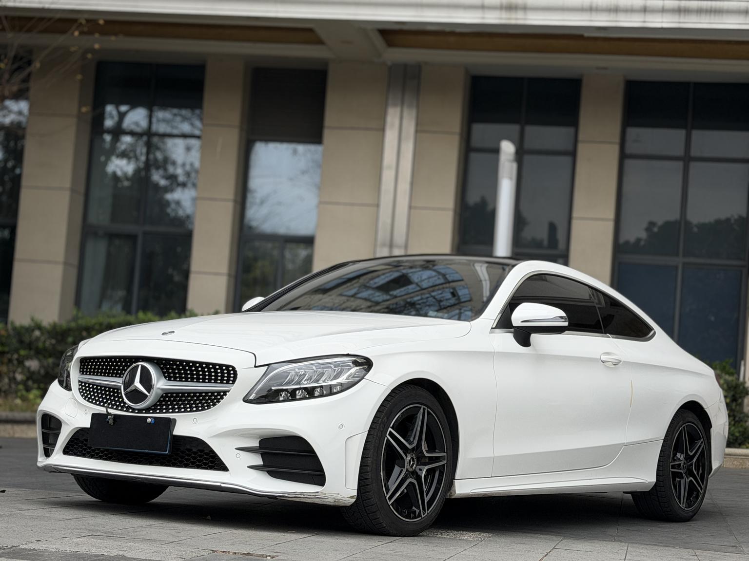 Mercedes Benz Class-C C 200 Coupe (1.5L) 2020