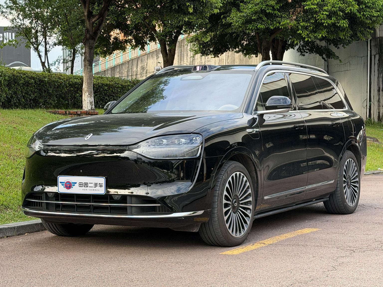 Aito M9 EREV Ultra 5-Seat (1.5L) 2024