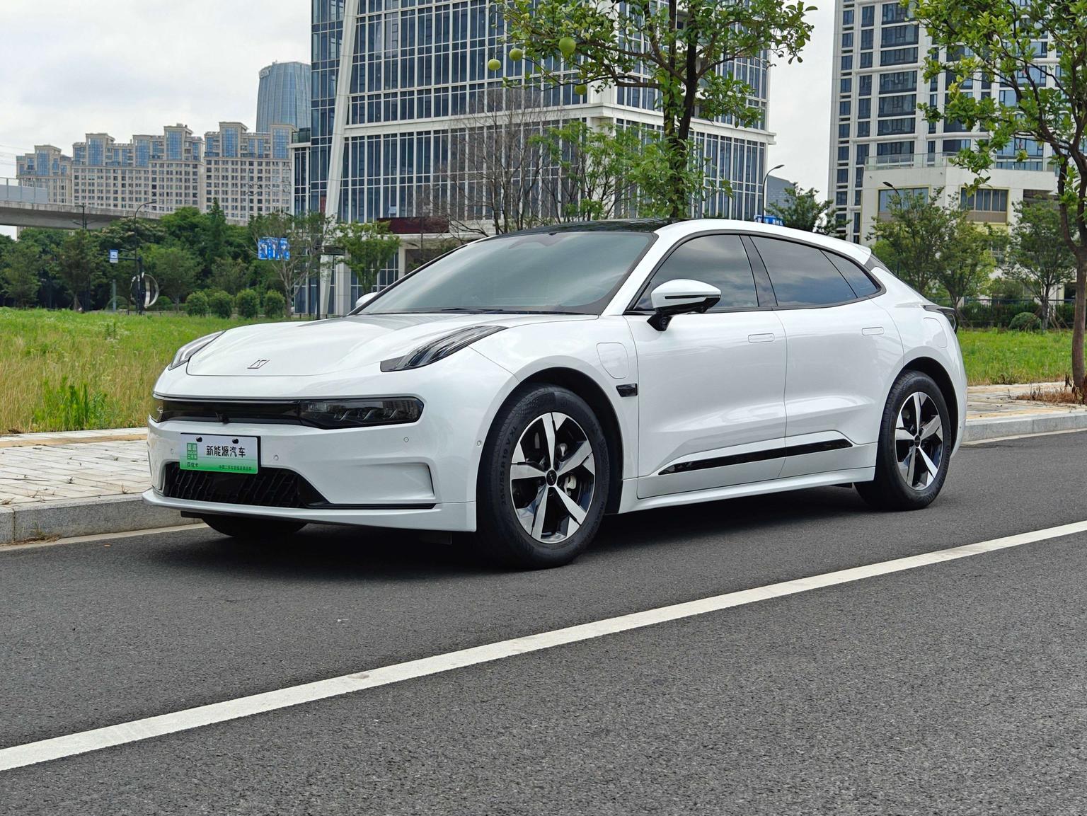 Zeekr 001 WE 86kWh AWD 2023