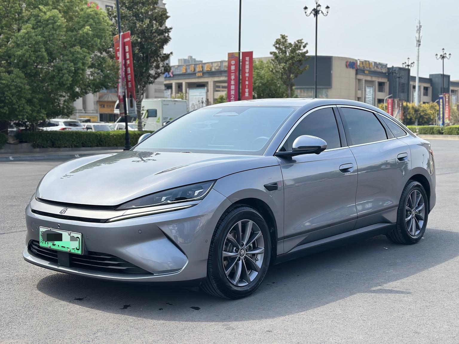 BYD QIN-L-EV Leading Edition 470km 2025
