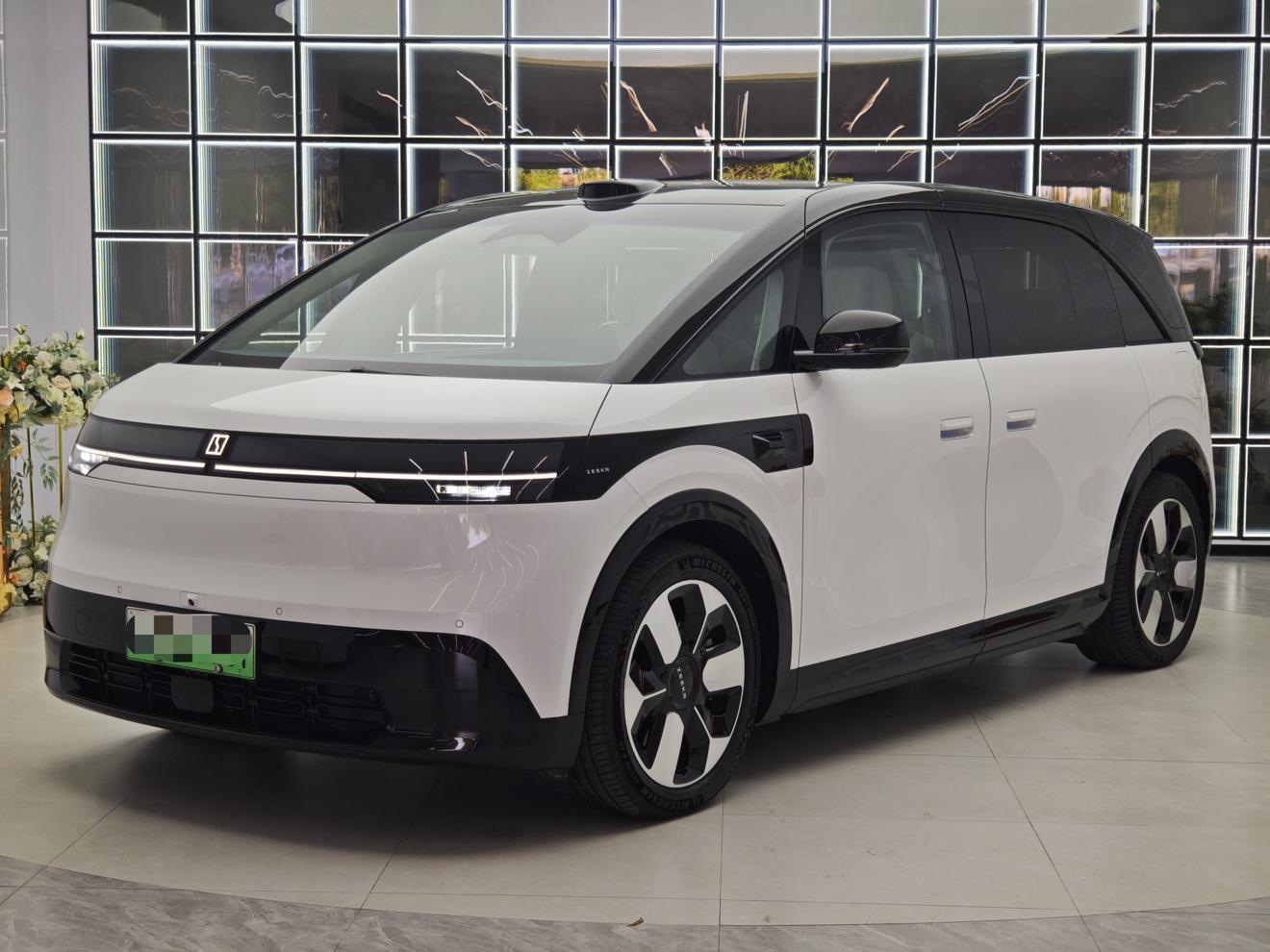 Zeekr X 102kWh Long Range Intelligent Drive 2024